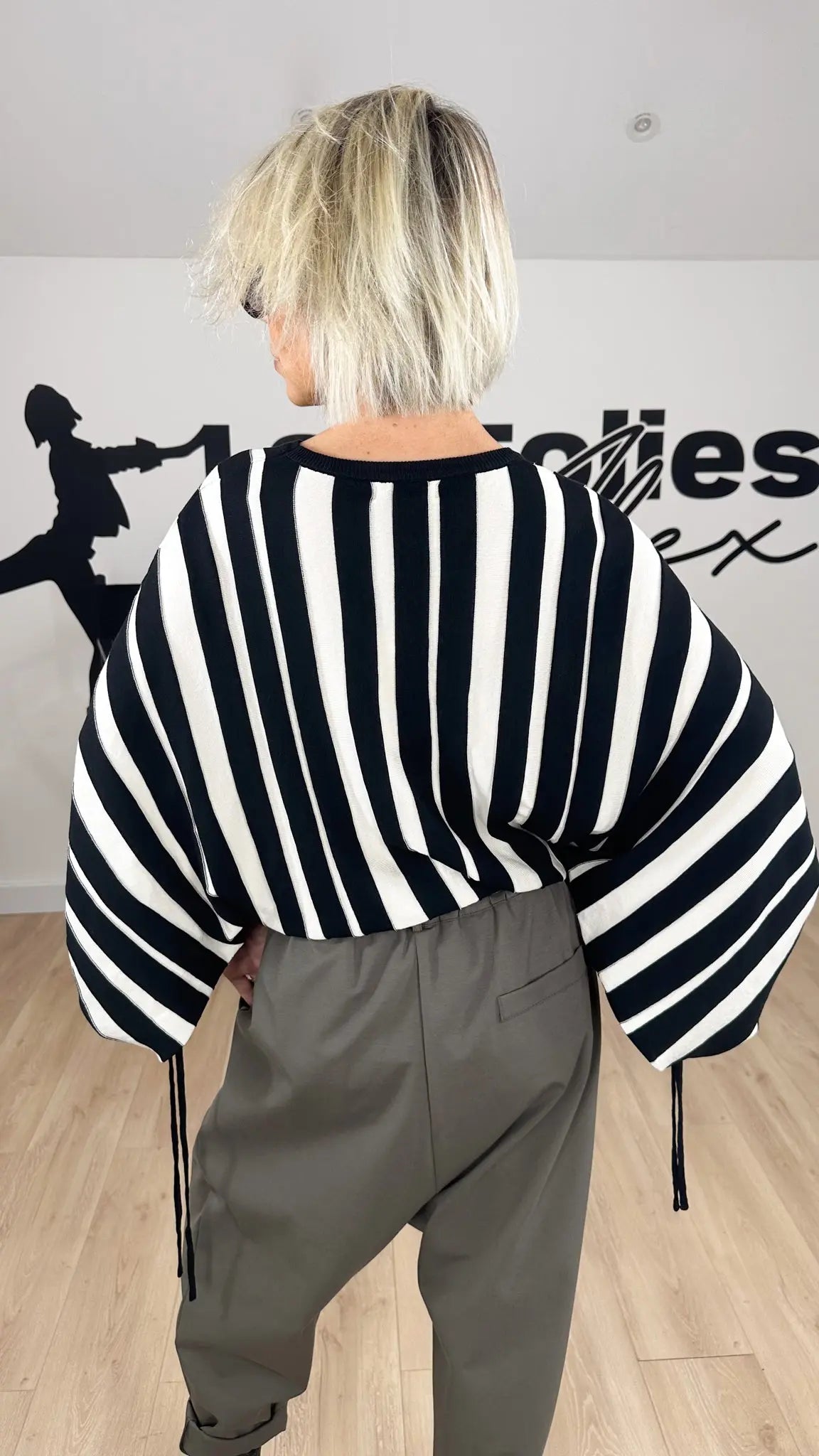 Image of Pull BRIDA Les Folies d'Alex
