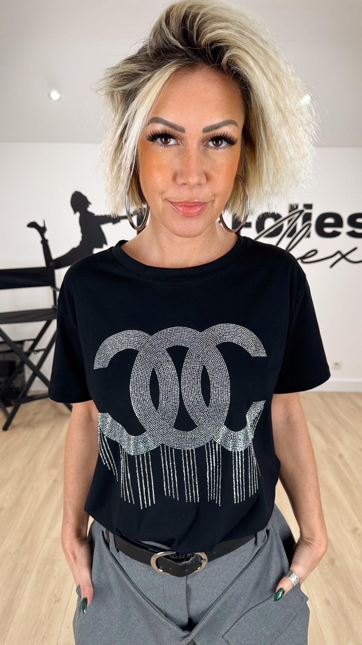 t-shirt_femme_féminin_strass_haute_couture_inspiration_fashion_mode_stylé_brillant_glamour_sexy_tendance_stretch