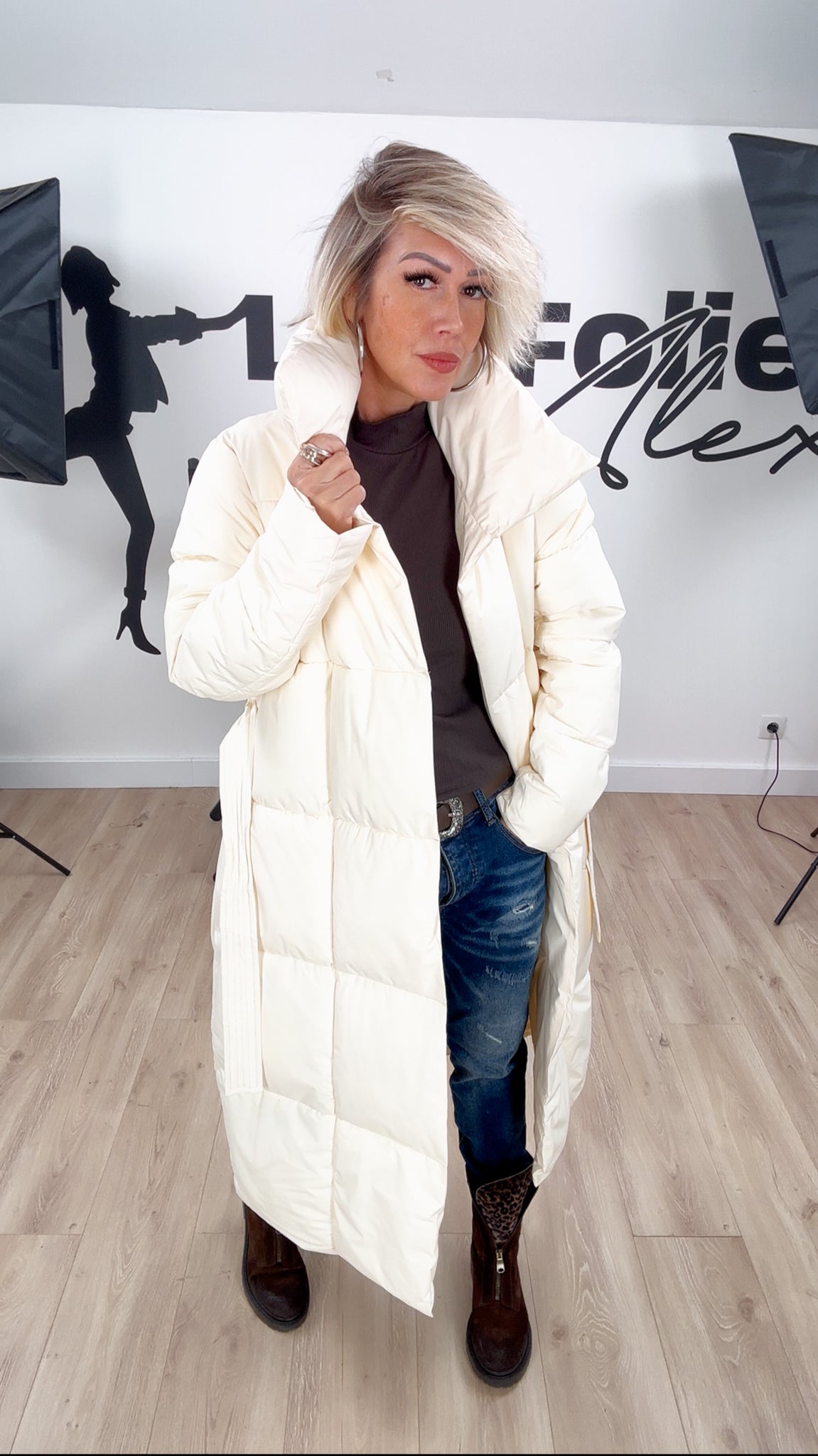 Chaqueta de plumas CREMOSA