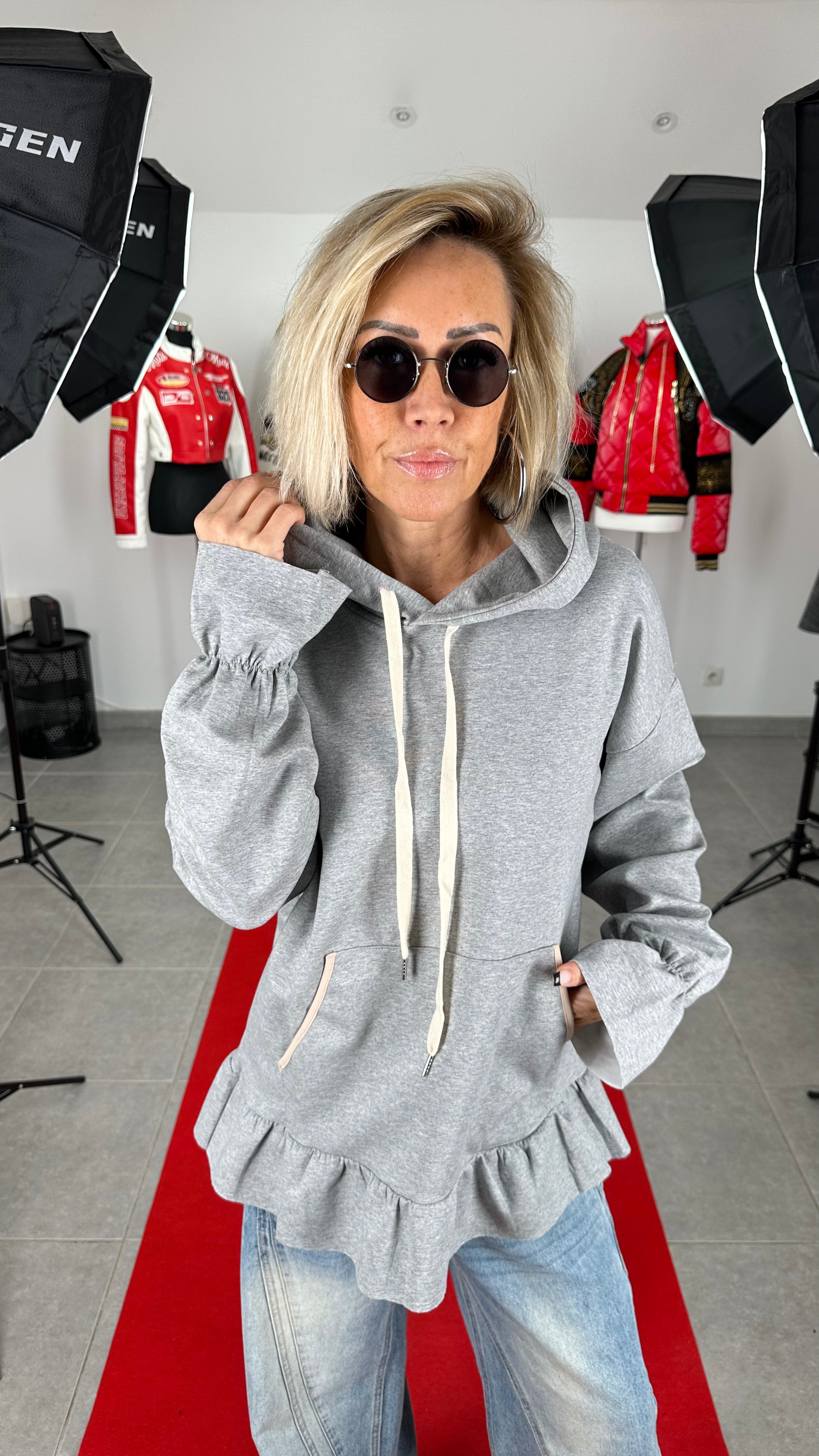 Image of La sudadera GIRLY - 3 colores a elegir