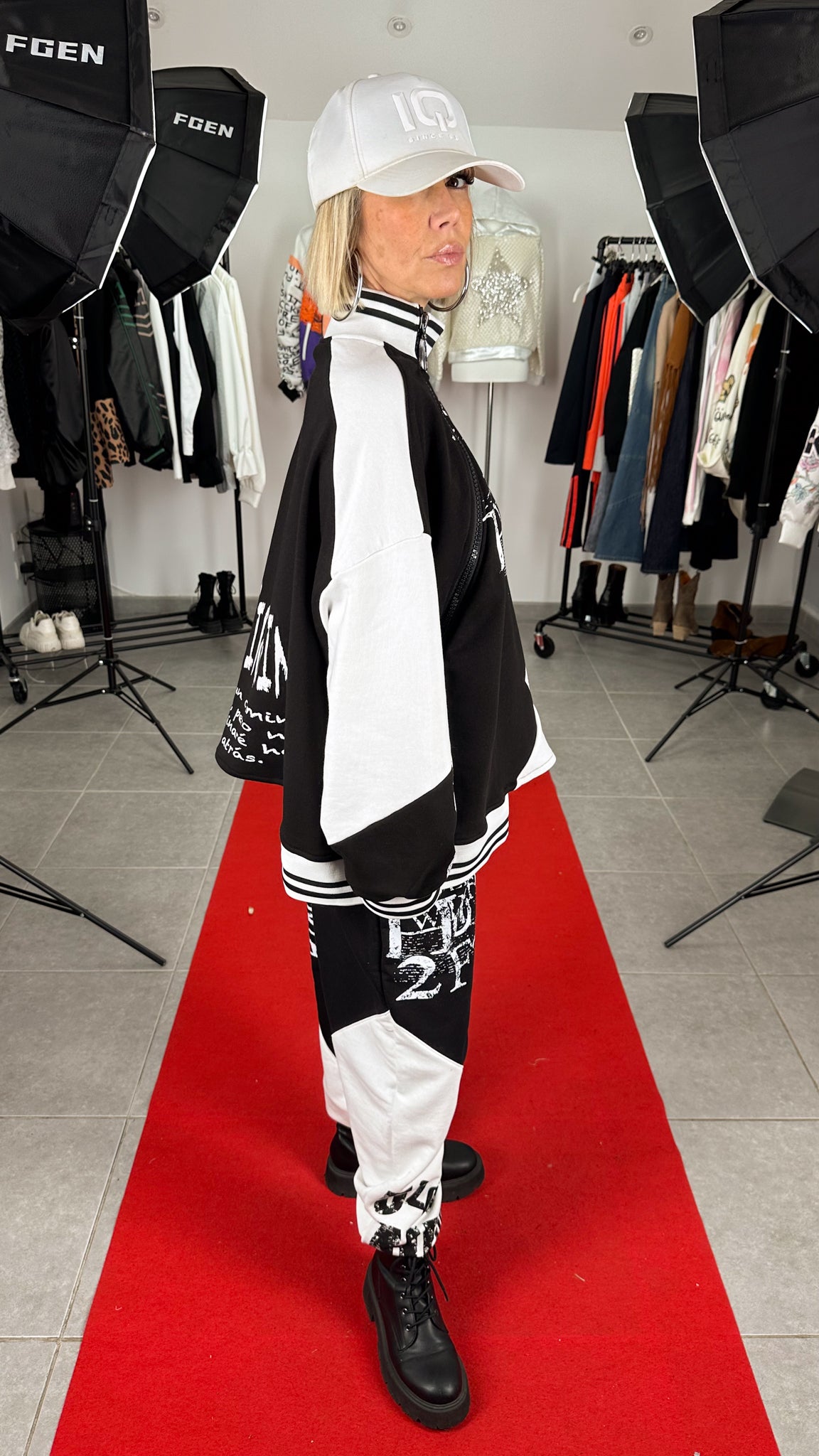 Image of Jogging LE H4