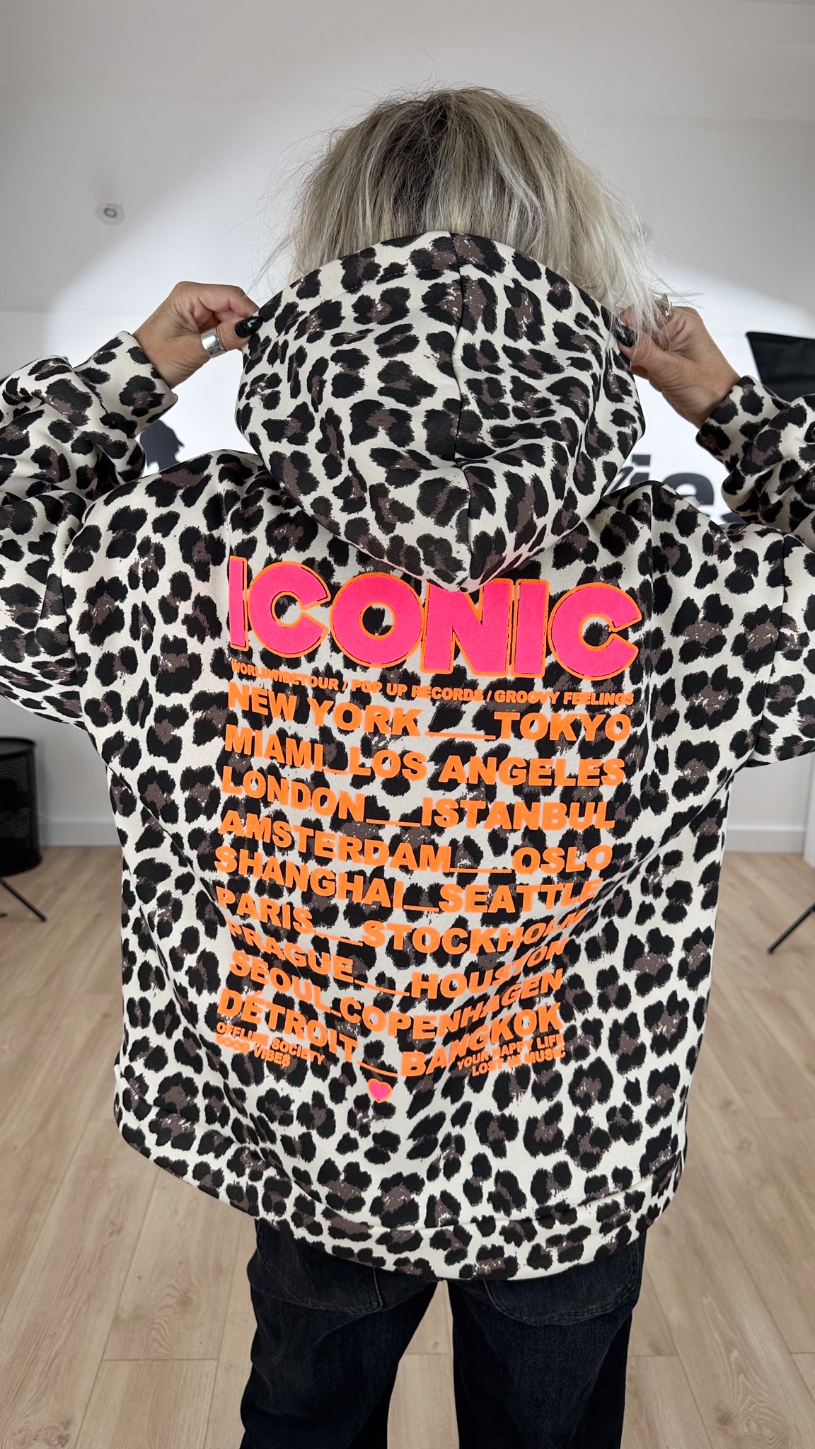 Image of Sweat ICONIC