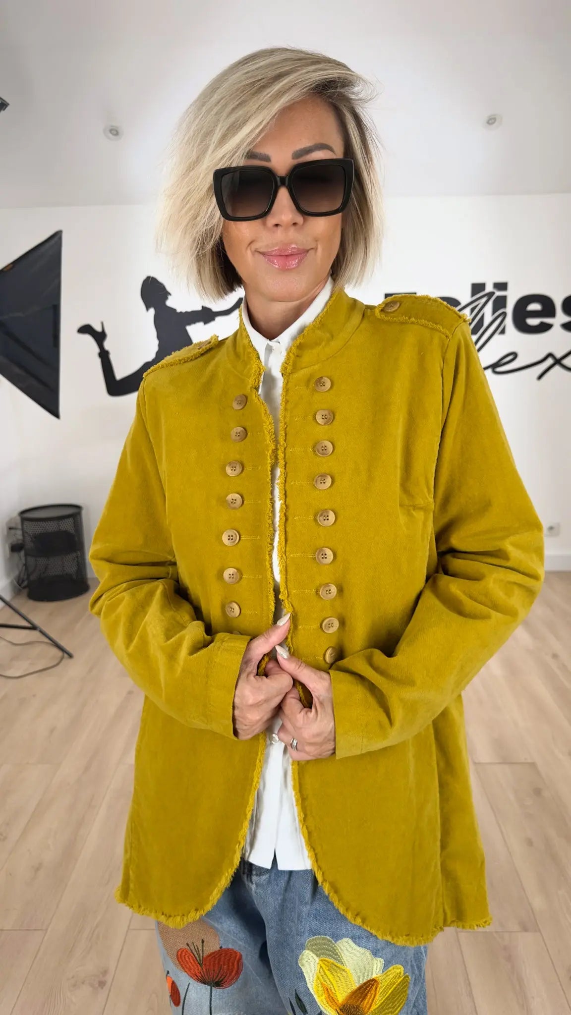 Image of Article LIVE 207 - Veste Militaire Effet Vintage Les Folies d'Alex