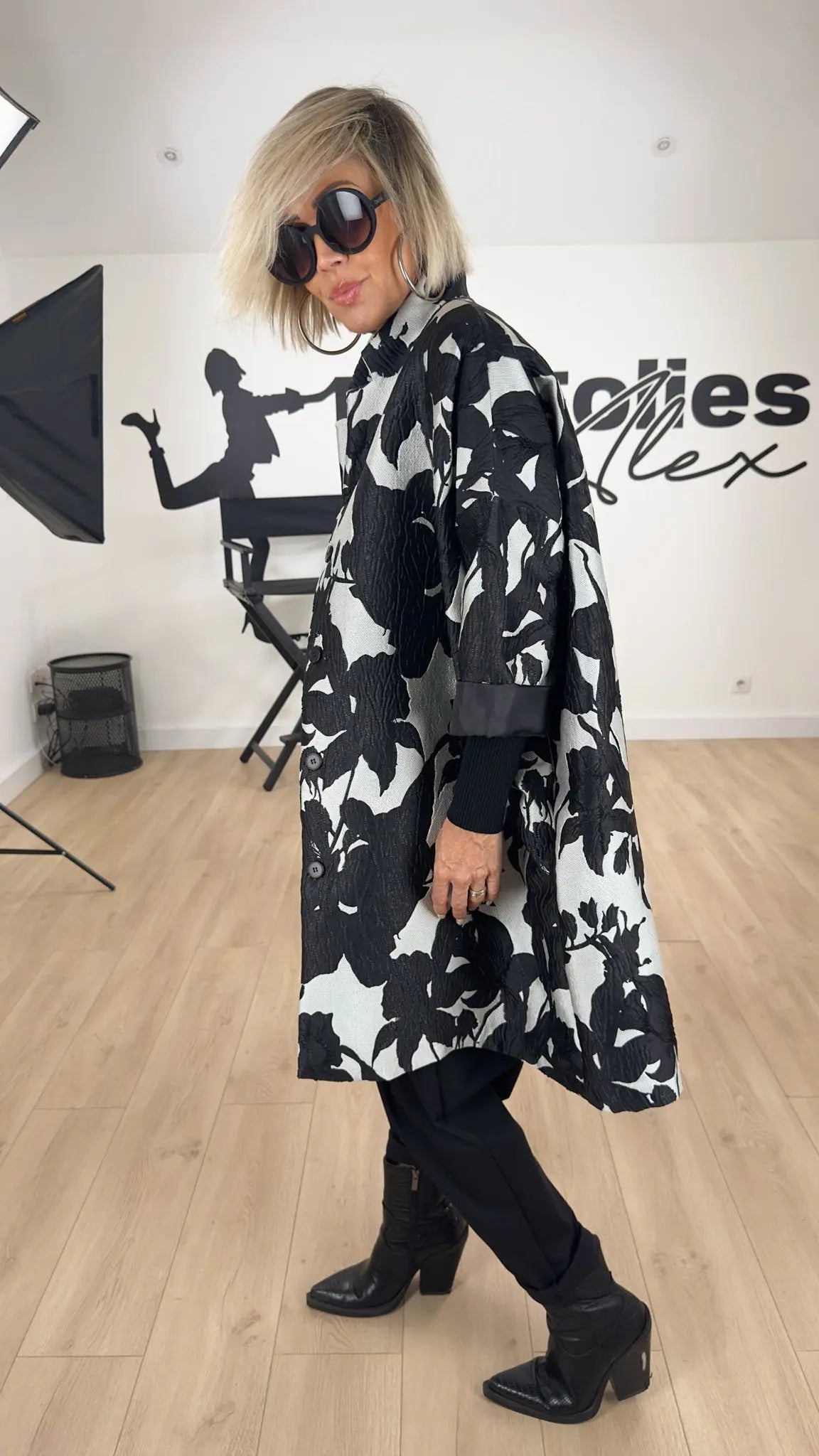 Image of Article LIVE 202 - Veste Flora Noir & Blanc Les Folies d'Alex