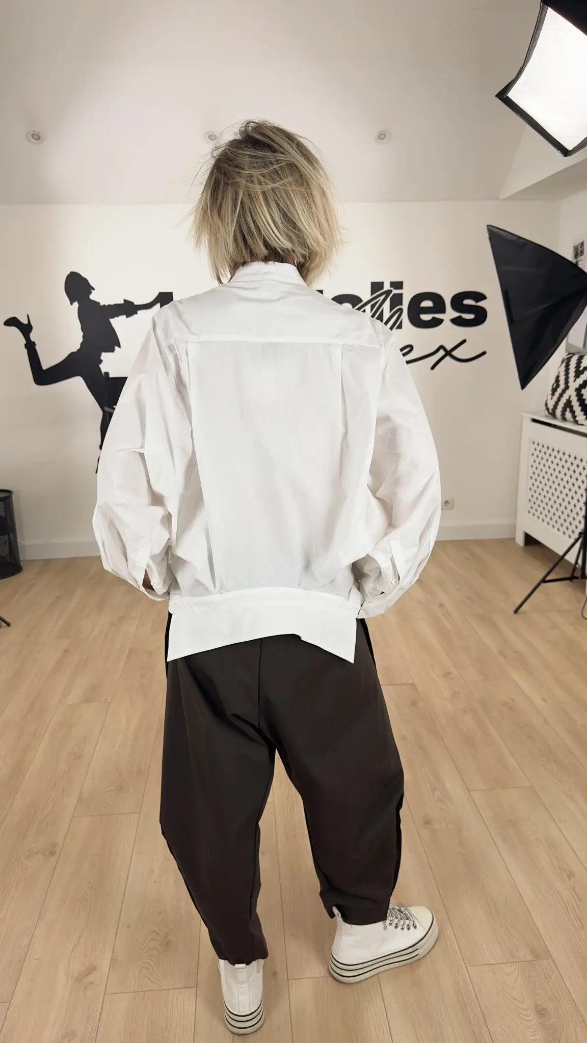 Image of Article LIVE 204 - Chemise Blanche Les Folies d'Alex