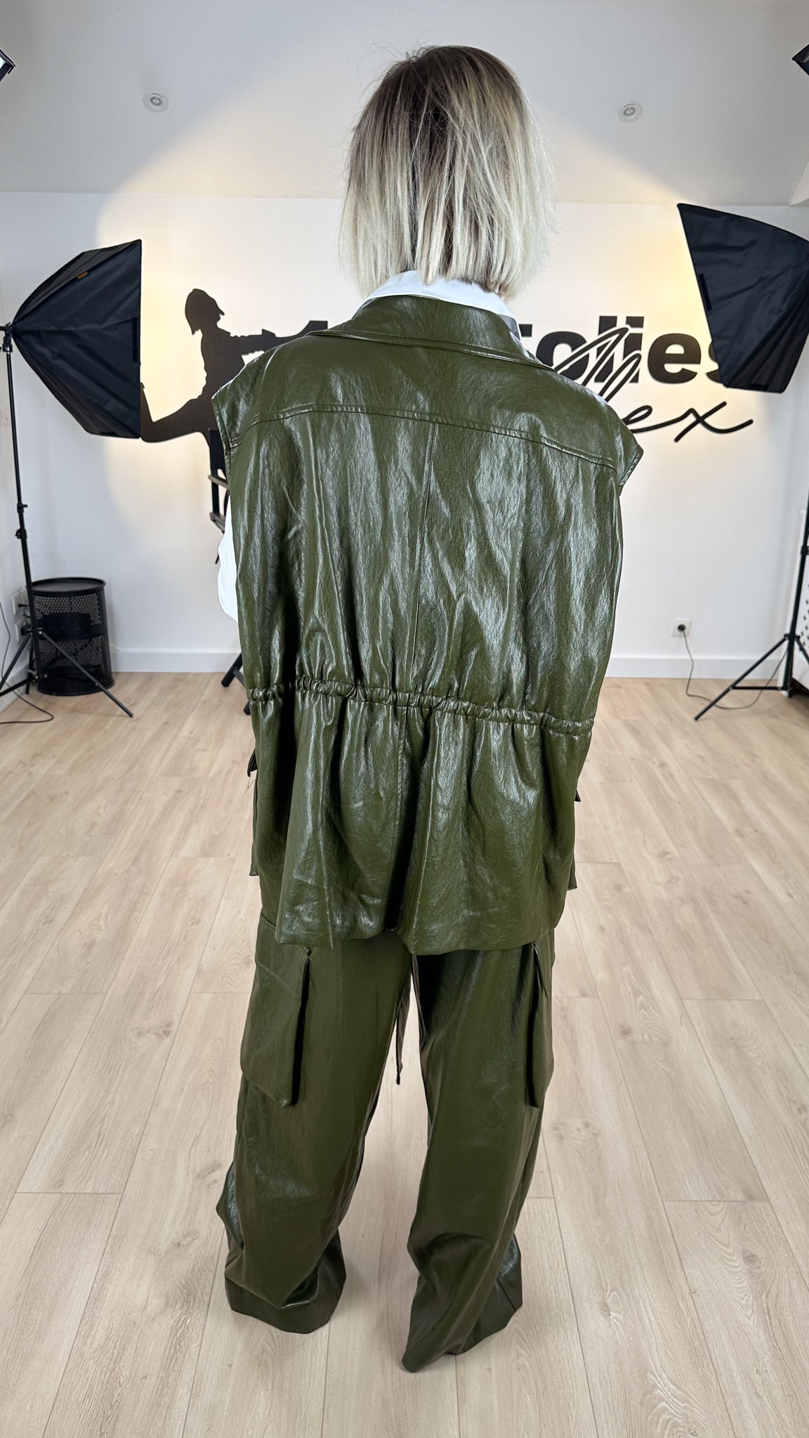 Image of El chaleco LUMINA