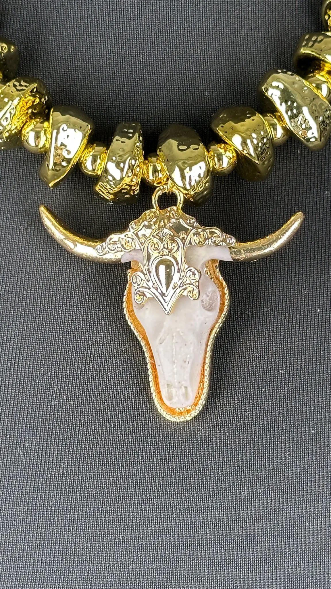 Image of Collier TAURUS Les Folies d'Alex