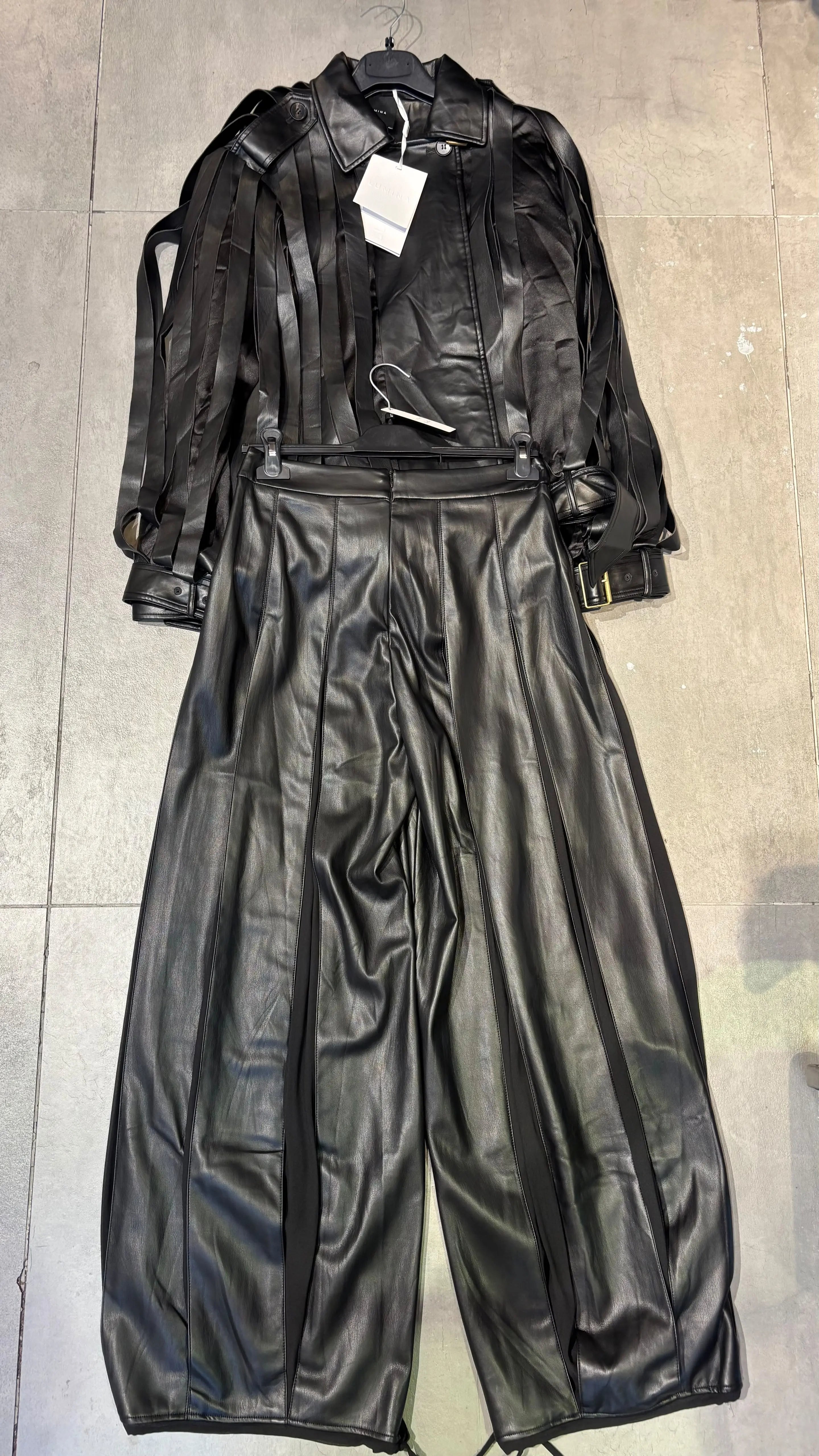 Image of Article LIVE 102 VESTE Les Folies d'Alex