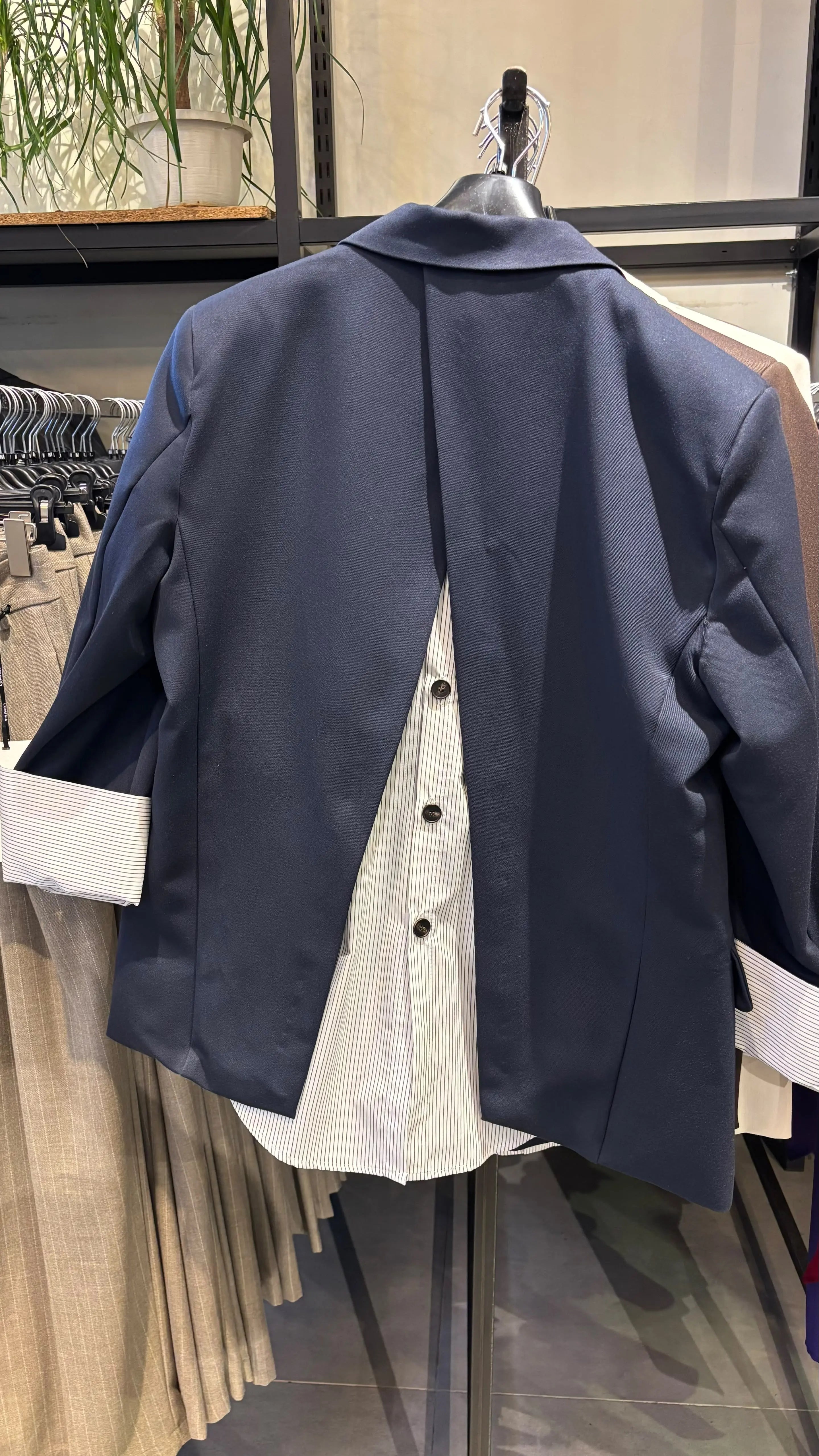 Image of Article LIVE 309 - Veste Twist Les Folies d'Alex