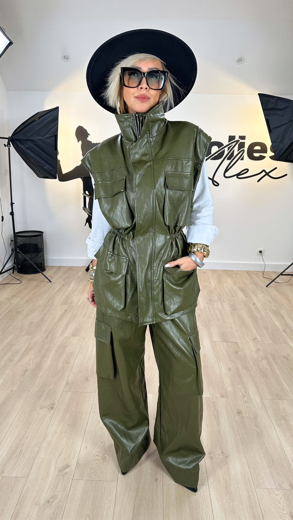 pantalon_femme_marque_italienne_lumina_style_cargo_simili_qualité_confort_chic_design_élégant